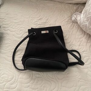 Elegant Black Bucket Bag